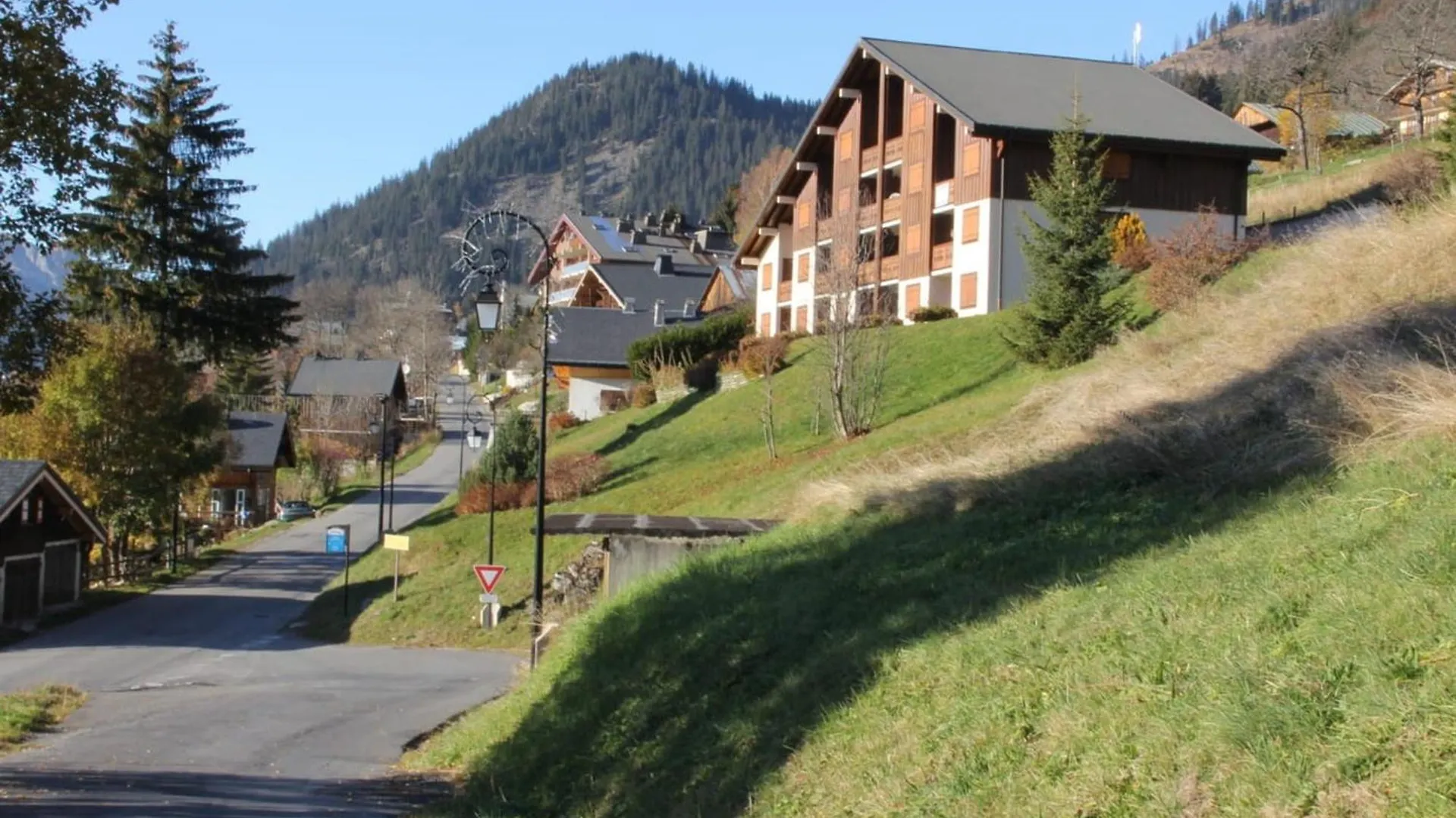 Apartment Charmant 3 Pieces A Chatel Avec Balcon, Proche Pistes Et Navettes, Pour 6 Personnes - Fr-1-676-62